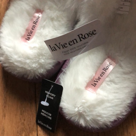 La Vie En Rose Memory Foam Clog Slippers - Picture 2 of 3